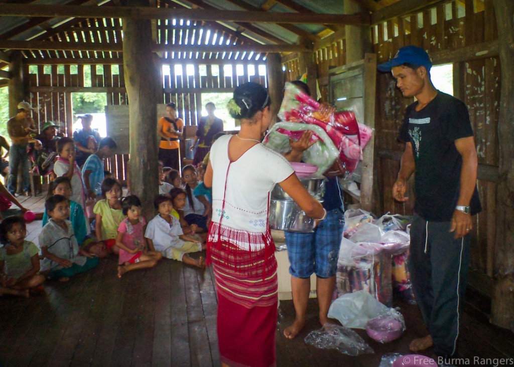 FBR Relief teams provide blankets, rice and cooking supplies for those displaced by the floods